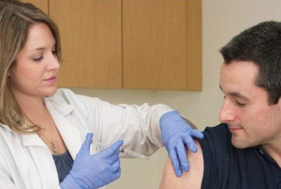 Pentru că e gratis, un român şi-a făcut 20.000 de vaccinuri antigripale