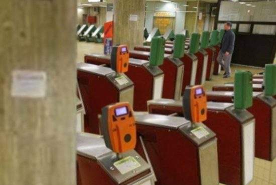 Metrorex îşi dublează venitul fără să scumpească cartelele! “Am instalat încă un rând de turnicheţi”