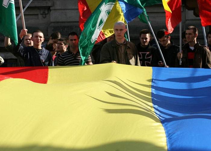 Studiu: 3 din 4 români se declară toleranţi cu „bozgorii” și „țiganii”
