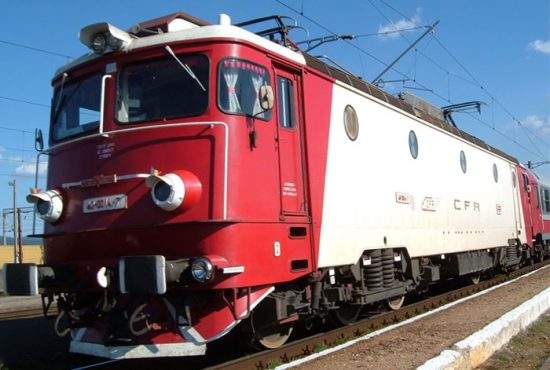 CFR trimite acasă sute de călători de care nu mai are nevoie