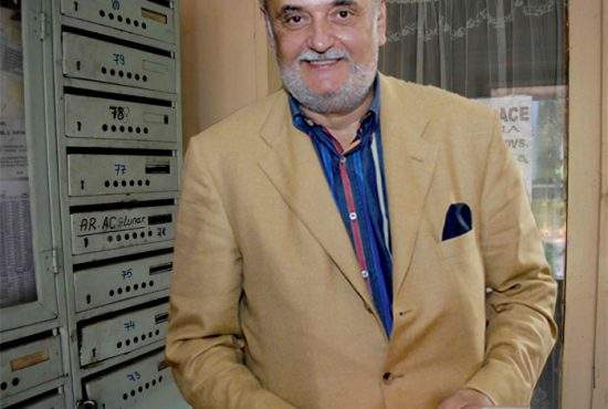 De teama creditorilor, Patriciu doarme în fiecare noapte la câte un fost angajat al său!