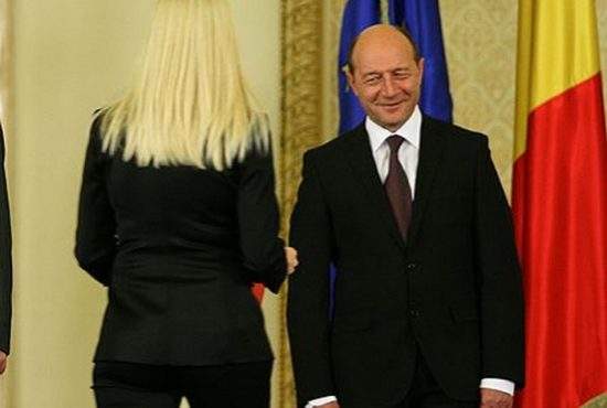 10 lucruri despre obsesia lui Băsescu pentru Elena Udrea