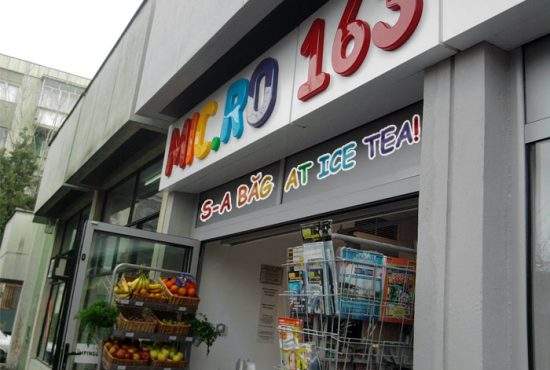Prostie pură! Magazinele Mic.ro, aprovizionate cu pungi de gheaţă, ventilatoare şi Ice Tea!