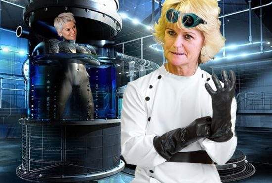 Monica Tatoiu se clona ca să apară pe cât mai multe posturi TV!