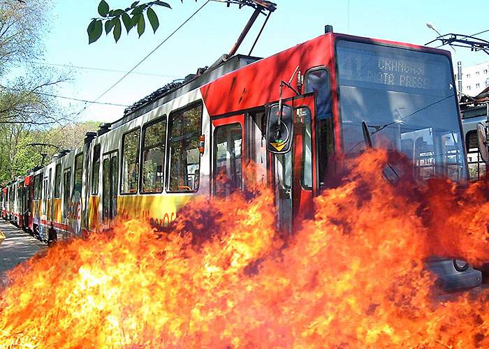 Poliţia Capitalei, pe urmele Incendiatorului din tramvaiul 41!