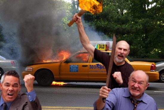 Protestul taximetriştilor, înăbuşit în sânge de bucureştenii care au mers o dată în viaţă cu taxiul