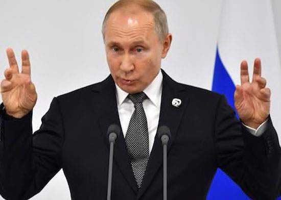 Putin a căzut pe geam după ce a criticat-o pe Dana Budeanu