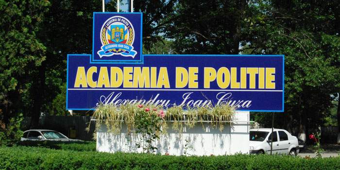 Primele efecte ale dezastrului din învăţământ: 700 de candidaţi pe un loc la Academia de Poliţie