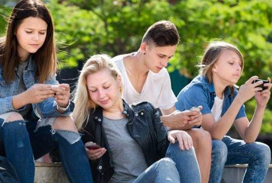 20 de trenduri îngrijorătoare printre adolescenții români