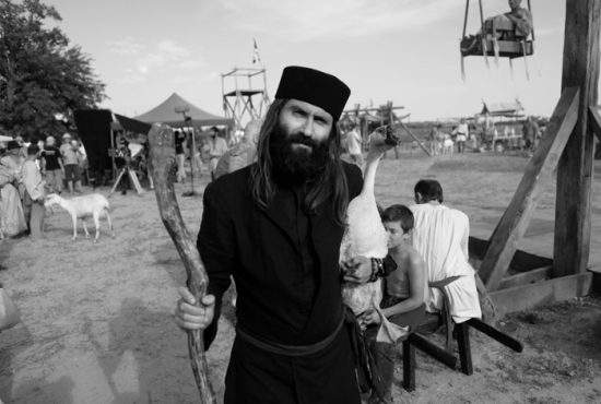 Eterna incompetenţă în industria românească de film. “Aferim” nu a ajuns nici acum pe torenţi!