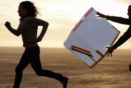 Trântă la condiţia fizică! Din 300.000 de români alergaţi cu urna mobilă, doar 3 au scăpat