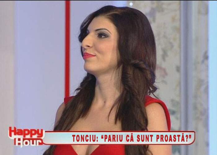 Andreea Tonciu, revoltată: M-am săturat să-mi subestimaţi prostia! Înţelegeţi odată că sunt proastă!