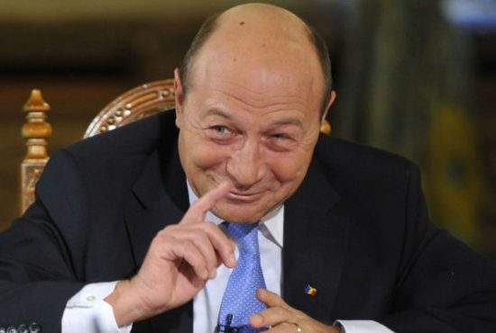 Băsescu, blindat! Constituţia Moldovei interzice retragerea cetăţeniei celor cu alcoolemie peste 3 la mie