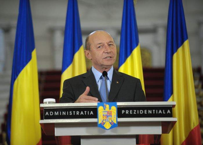 Băsescu despre grațierea lui Gică Popescu: ”N-o s-o fac, dar voi mânca căcat pe tema asta!”