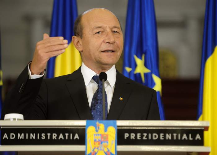 Băsescu somează USL: “Tura viitoare vreau să fiu suspendat iarna, că am chef de schi”