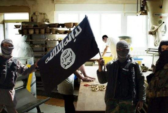 Sătui de scandal, patronii brutăriei din Ditrău au angajat direct 3 terorişti ISIS