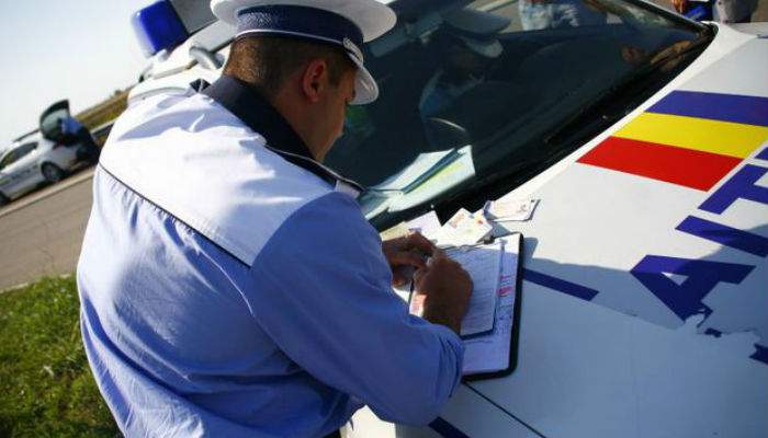 Veşti proaste pentru corupţi! Fiecare carte scrisă de un poliţist le adaugă 30 de zile la pedeapsă