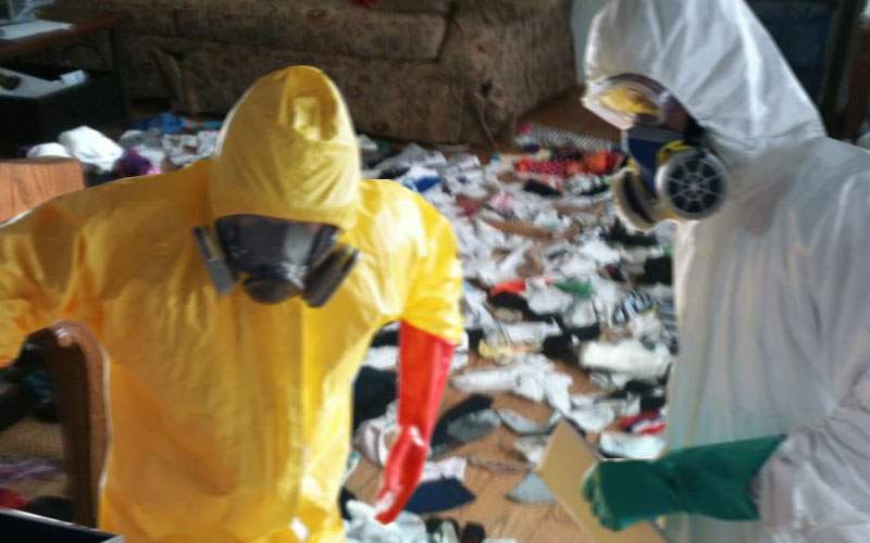 Cernobîl într-o garsonieră! A explodat coşul de rufe şi casa e plină de şosete radioactive