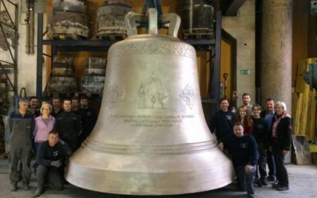 12 lucruri despre clopotul de 25 de tone al Catedralei Neamului