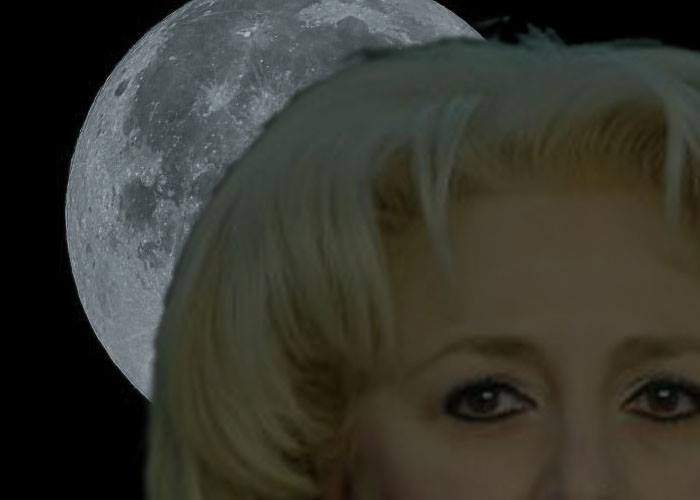 Eclipsă spectaculoasă în această seară! Coafura Vioricăi Dăncilă va acoperi Luna timp de 2 ore