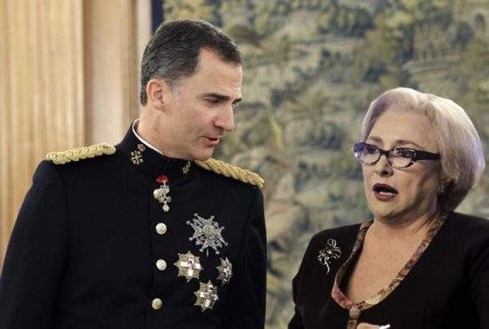 Dăncilă s-a contrazis o oră cu regele Spaniei spunând că Goya nu e pictor, ci solistul de la Voltaj