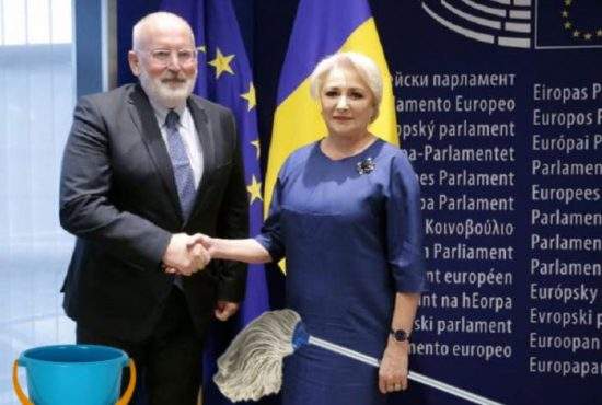 Viorica Dăncilă a şters pe jos cu Timmermans, după ce nici să şteargă pe jos nu a fost în stare singură