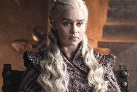 Daenerys chiar a înnebunit! Acum susţine că Soroş a trimis 4 asasini după ea în Westeros