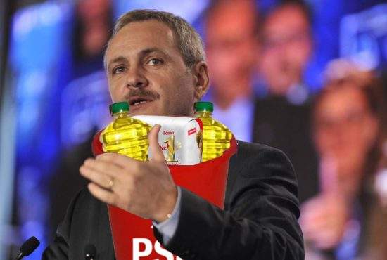 După ruşi, ne insultă şi PSD-ul. Dragnea a donat o găleată plină cu făină şi ulei pentru Cuminţenie