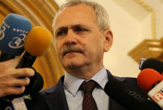Soros a fost dat afară din Oculta Mondială, pentru că e luat la şuturi de un ţăran coclit