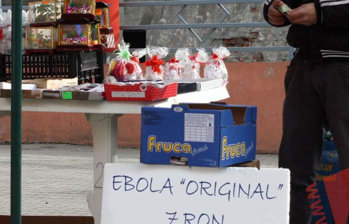 Deşi Ebola nu a apărut încă oficial în România, zeci de bişniţari o vând deja în Piaţa Obor