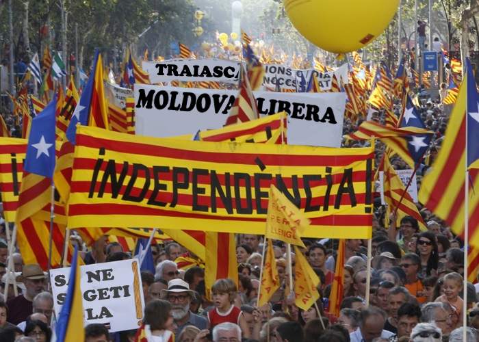 Spania, îngenuncheată. După catalani, au cerut independenţa şi milioanele de moldoveni stabiliţi acolo