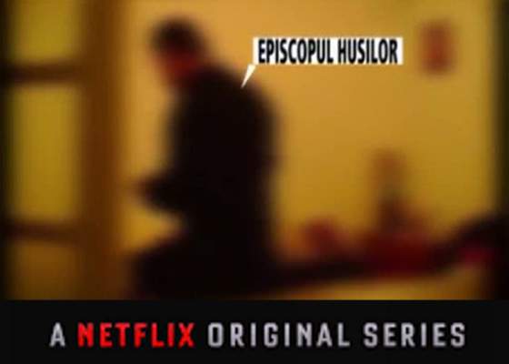 Sexul vinde! Şeful Netflix a văzut filmul cu episcopul de Huşi şi a comandat 3 sezoane