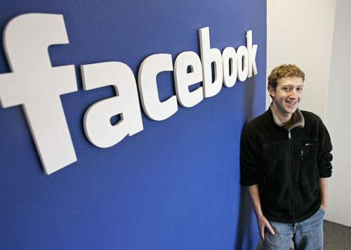 Angajaţi ai Facebook, sancţionaţi că nu stau destul pe Facebook în timpul programului