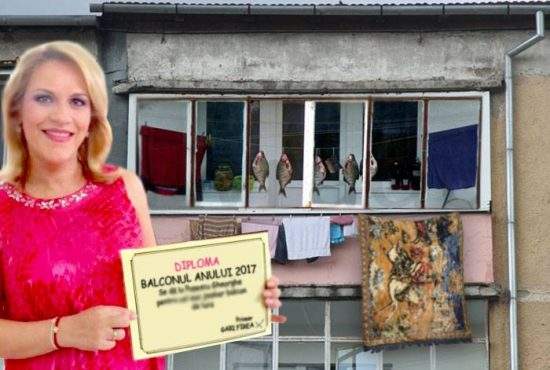 Țăranca tot țărancă! Firea a dat premiul pentru cel mai frumos balcon unui bucureștean care și-a pus carpeta la uscat