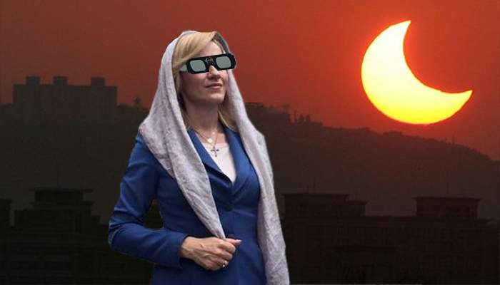 N-a rămas indiferentă la eclipsa din SUA! Gabi Firea a promis că le va oferi bucureştenilor o eclipsă în weekend