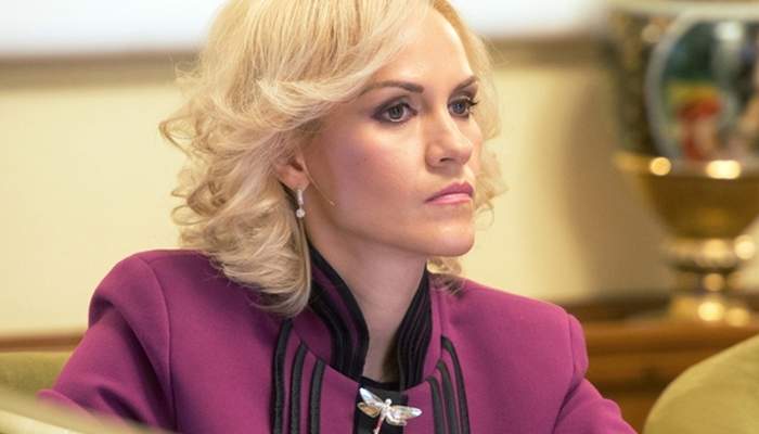 Firea acuză hipsterii că din cauza lor votanţii ei nu pot circula cu căruţele prin Bucureşti