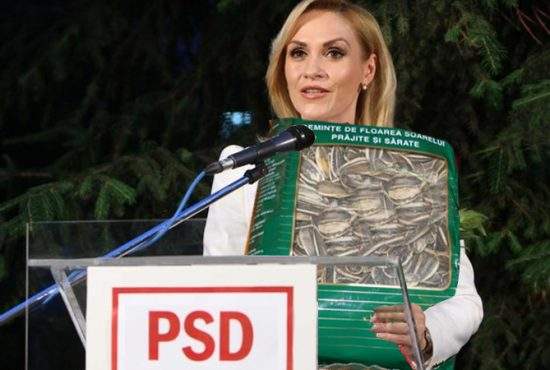 Deja îşi bate joc de votanții ei. Firea le-a dat seminţe pentru meciurile Euro 2016, deşi n-au dinţi