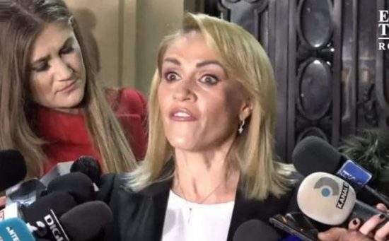 Gabi Firea, revoltată după ce Nicuşor Dan i-a calculat suprafaţa, volumul şi masa