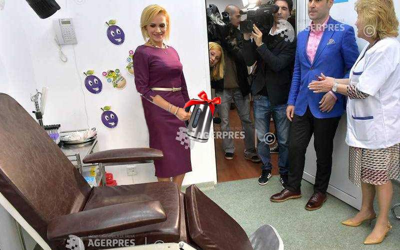 Din inimă! Gabi Firea a donat un fierbător unui spital care n-are căldură