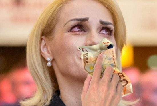 Firea, devastată de huiduieli! Azi a furat 15 milioane de euro de la buget cu lacrimi în ochi