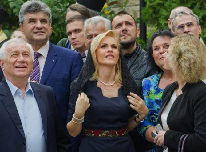 Geniul vizionar al Gabrielei Firea. 10 avantaje ale duşului cu apă rece