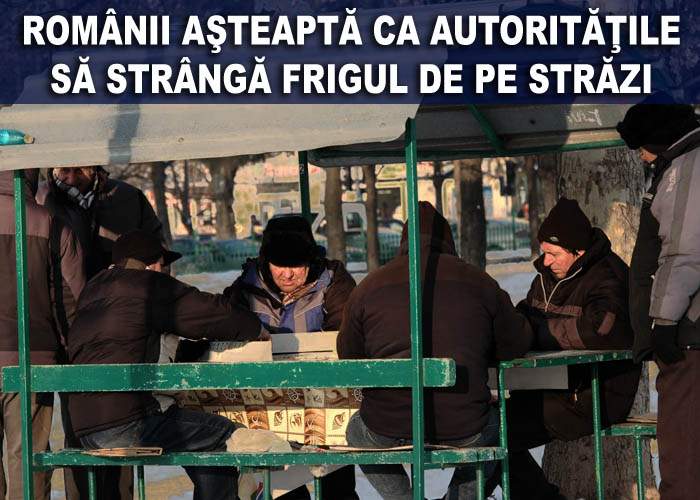 Nămeţii de frig au paralizat traficul din Bucureşti