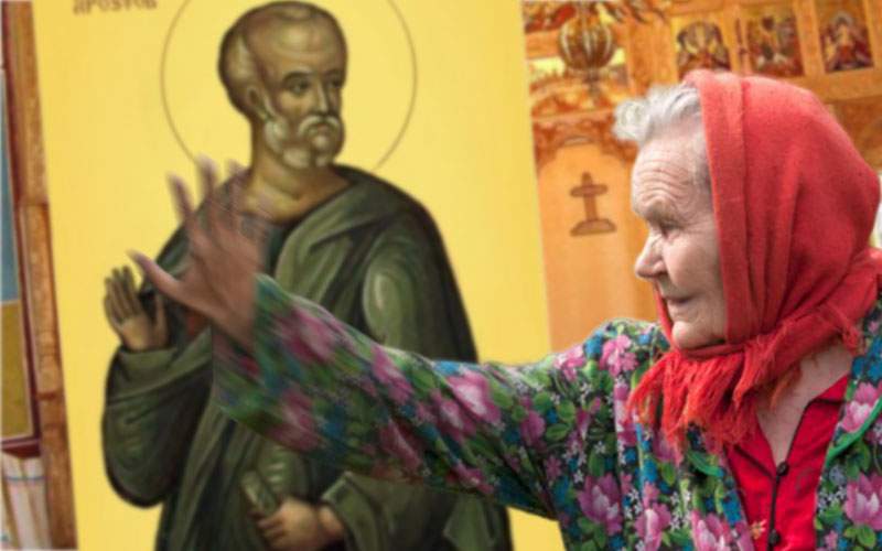 Patriarhul Daniel: În perioada asta, decât să pupăm icoana, mai bine dăm high five cu ea