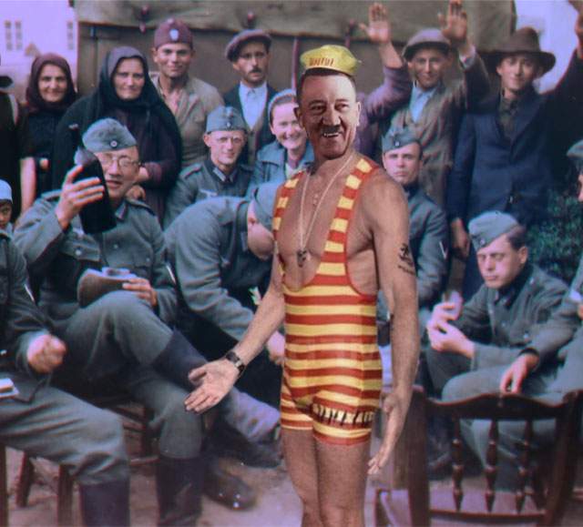 Poza zilei! Imagini rare din 1939, cu Adolf Hitler costumat în Radu Mazăre la un carnaval