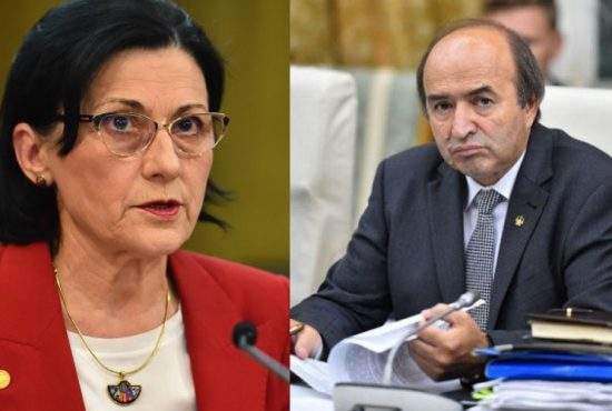 Andronescu vrea să desfiinţeze Evaluarea Naţională! Tudorel Toader, în lacrimi