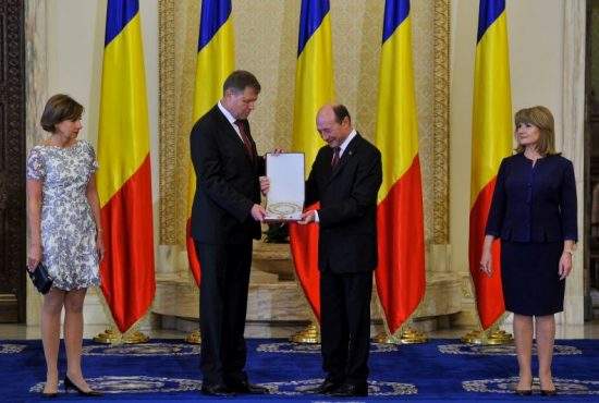 15 lucruri despre ceremonia de predare a președinției țării de la Traian Băsescu la Klaus Iohannis