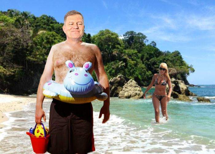 Pus pe treabă! Iohannis promite că în al doilea mandat îşi ia vacanţă doar 2 ani