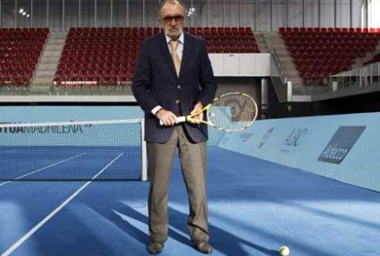 Pentru că a ajuns la vârsta la care se uită la RTV, Ţiriac îl cumpără şi va da doar tenis