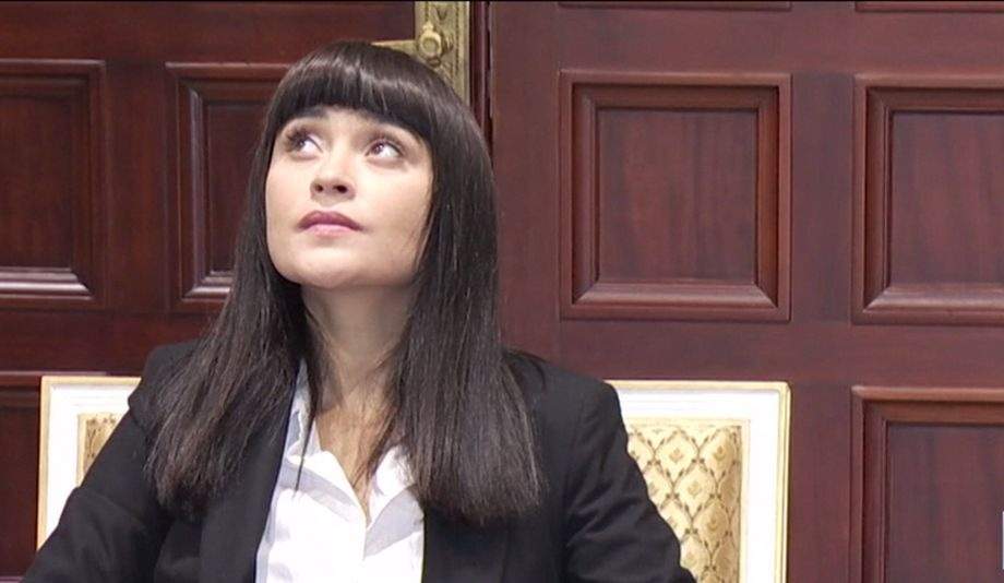 Irina Rimes, aleasă ambasadoarea coronavirusului în România cu hitul „Bolnavi amândoi”