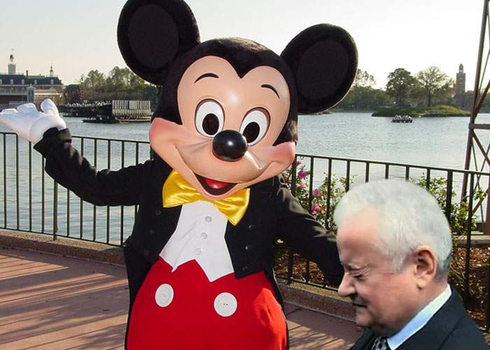 Irinel Columbeanu şi-a prezentat cazul la Disneyland, în faţa lui Mickey Mouse